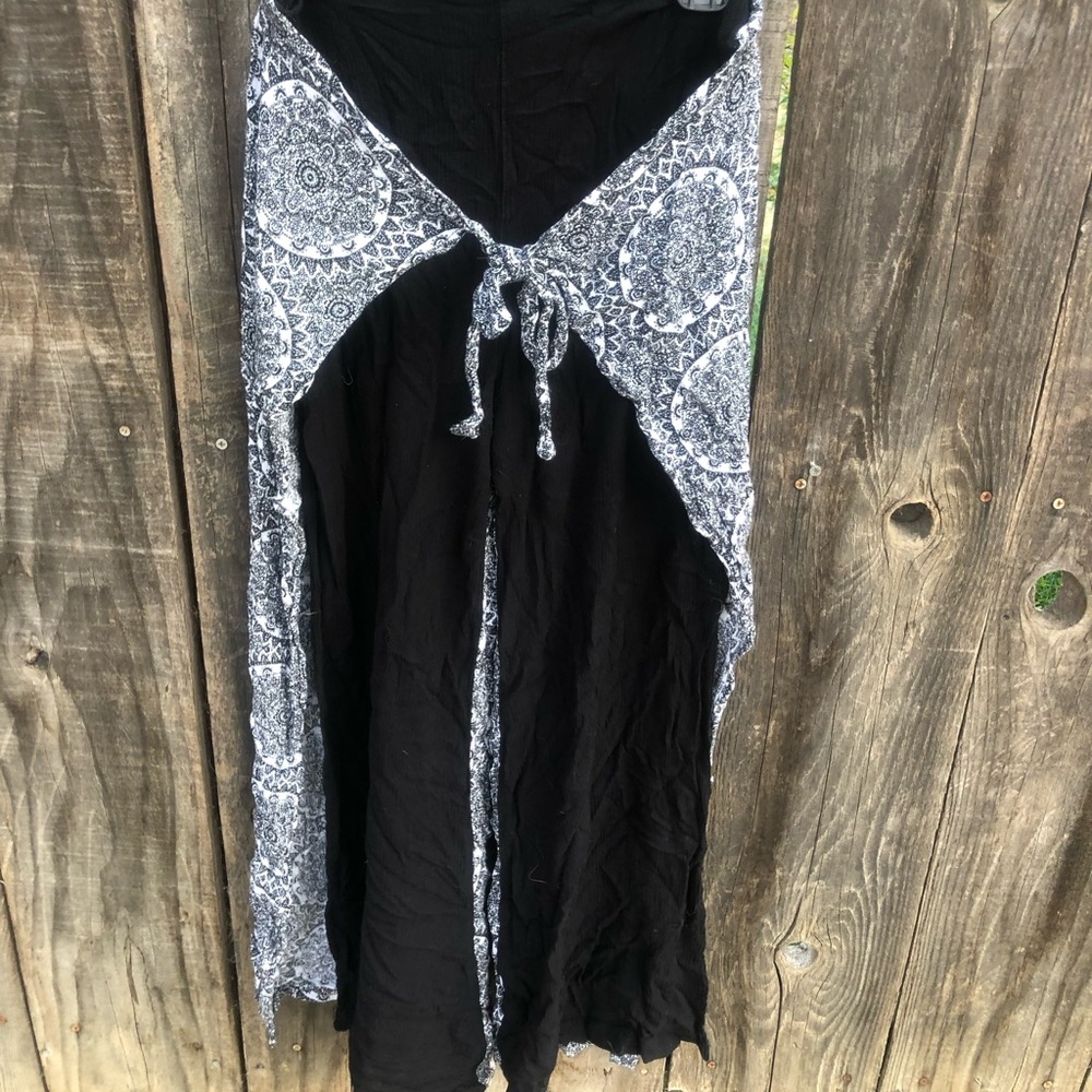 No boundaries Palazzo pants. Size small 3–5